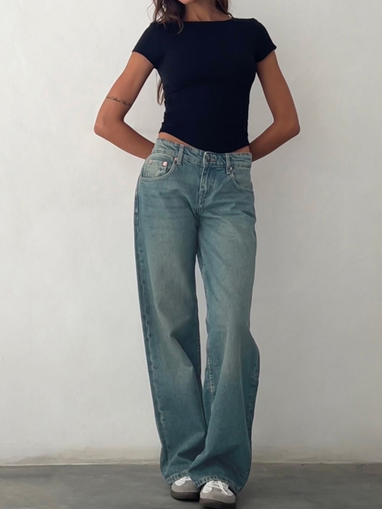 Wide jeans